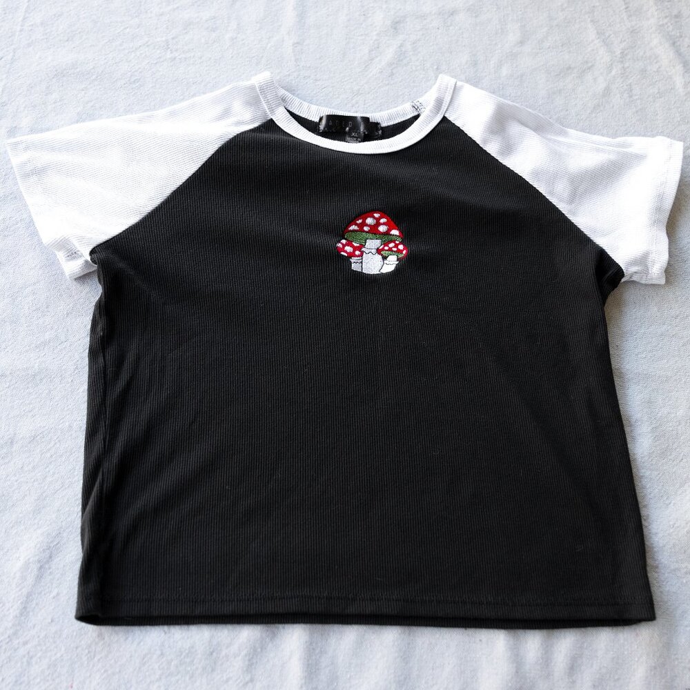 Mushroom Embroidered Black and White Short Sleeve Top | Indie Sleaze Cottage